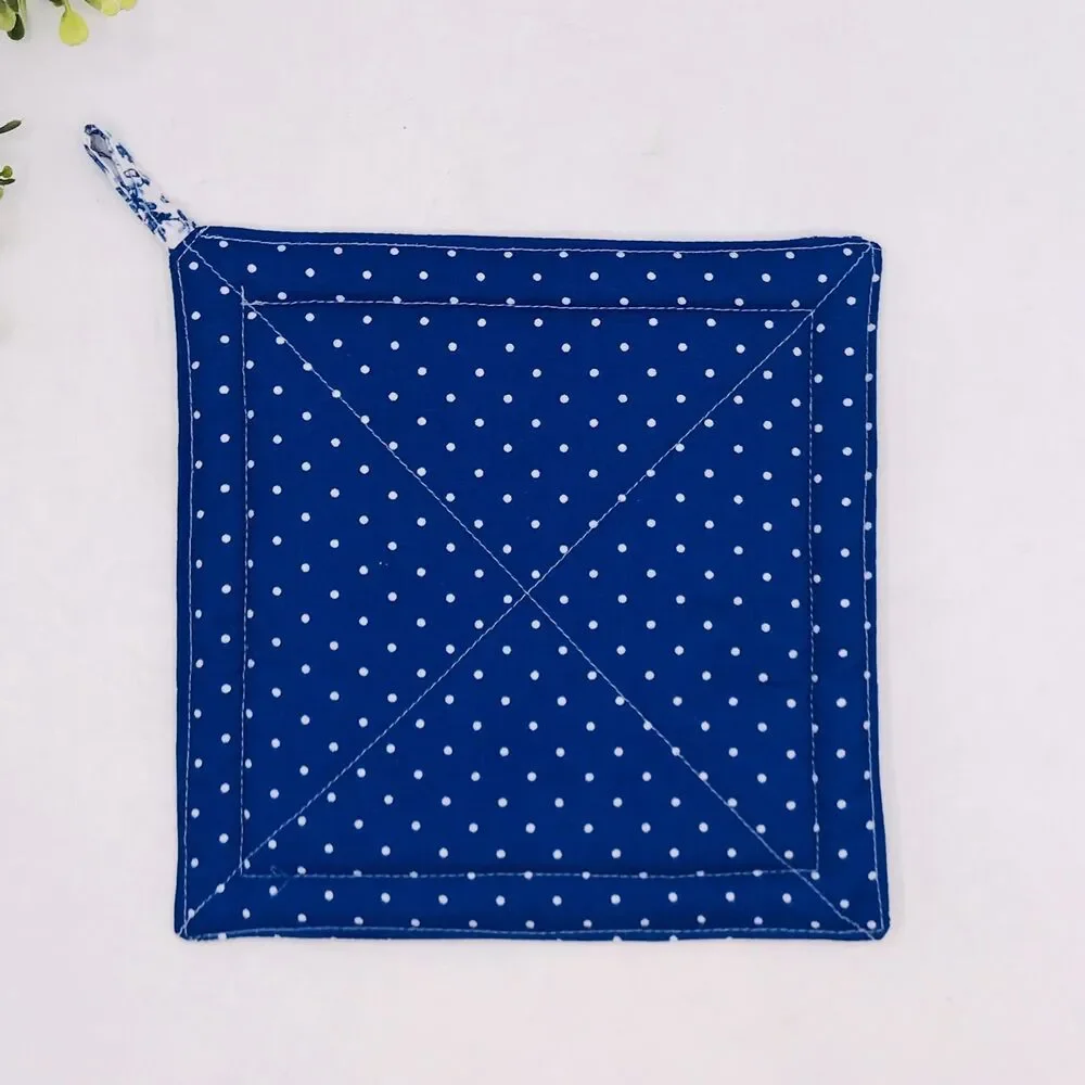 2 Square Potholders, Colonial Blue Floral Cottage Core Kitchen 7x7 Inches